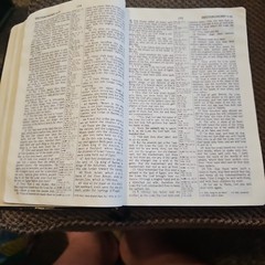 Holy Bible NIV 87 Ultra Thin Black Bonded Leather Holman Reference