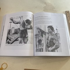 Encyclopedia Modern Bodybuilding Arnold Schwarzenegger weight lifting vintage