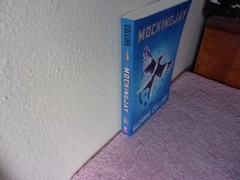 Mockingjay by Suzanne Collins (Trade Paperback)