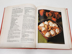 Vintage 1972 Betty Crocker’s Pie Cover Sear Holiday Edition Cookbook
