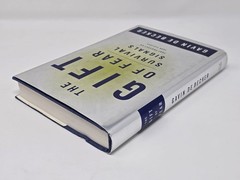Gift of Fear Survival Signals That Protect Us from Violence by Gavin de Becker