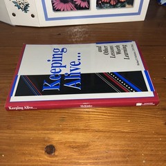 Keeping alive–: And other lessons worth learning, McKinley, Michael K50