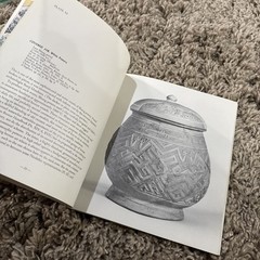 BRONZE VESSELS OF ANCIENT CHINA & Chinese Ceramics IN THE AVERY BRUNDAGE Vintage