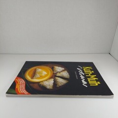 Kuih-Muih Utara by Zakiah Hanum, Malay Language Illustrated Cookbook 1992 PB