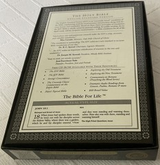 ESV COMPACT THINLINE EDITION. PREMIUM BONDED LEATHER. SLIDE TAB. NEW IN BOX.