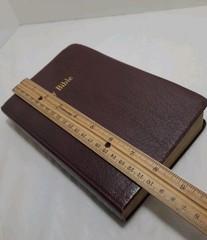 Vintage 1972 Holy Bible Revised Standard Version Red Letter Nelson