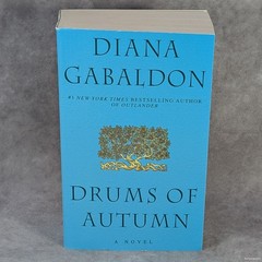 Lot of 8 Diana Gabaldon Paperback Books Outlander Voyager Drums of Autumn