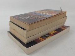 Lot 20 Tony/Anne Hillerman ~ 8 Hardcover & 12 Paperback ~ 18 Leaphorn/Chee 1sts
