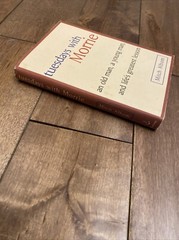 SIGNED Tuesdays with Morrie by Mitch Albom (1997, Hardcover)