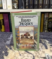 Mossflower by Brian Jacques (Hardcover) Turtleback Library Binding, VG+, Redwall