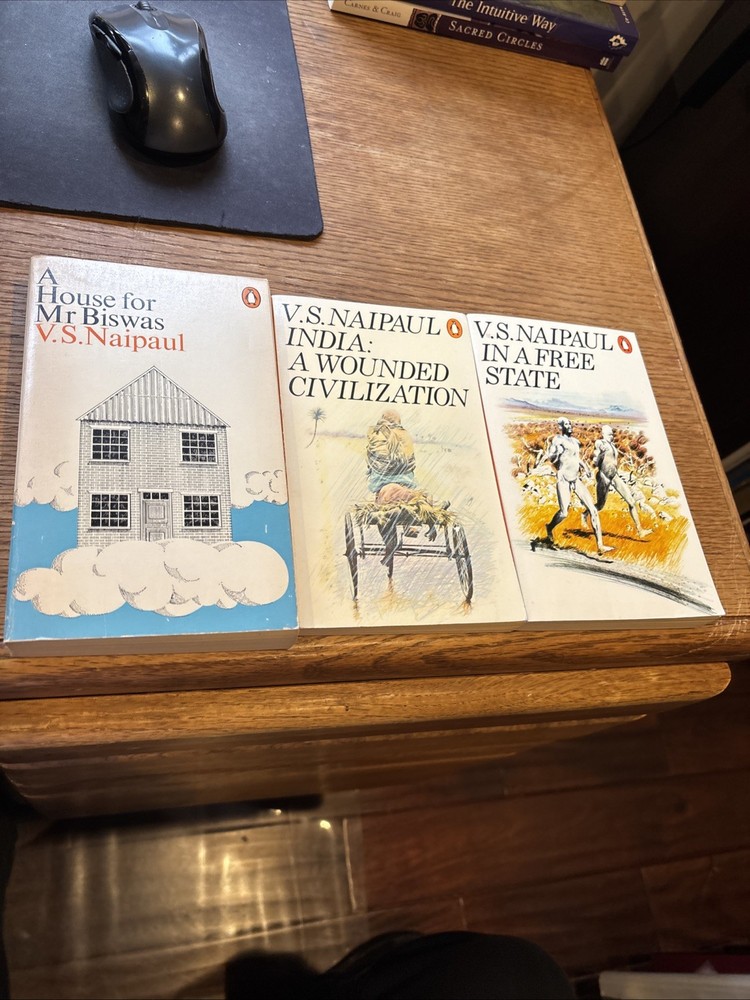 3 pb V.S. Naipaul : HOUDE MR BISWAS, India Wounded Civilization, IN A FREE STATE