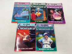 Vintage Goosebumps Books Lot of 5 Paperback R. L. Stine 1st Editions/Printings!