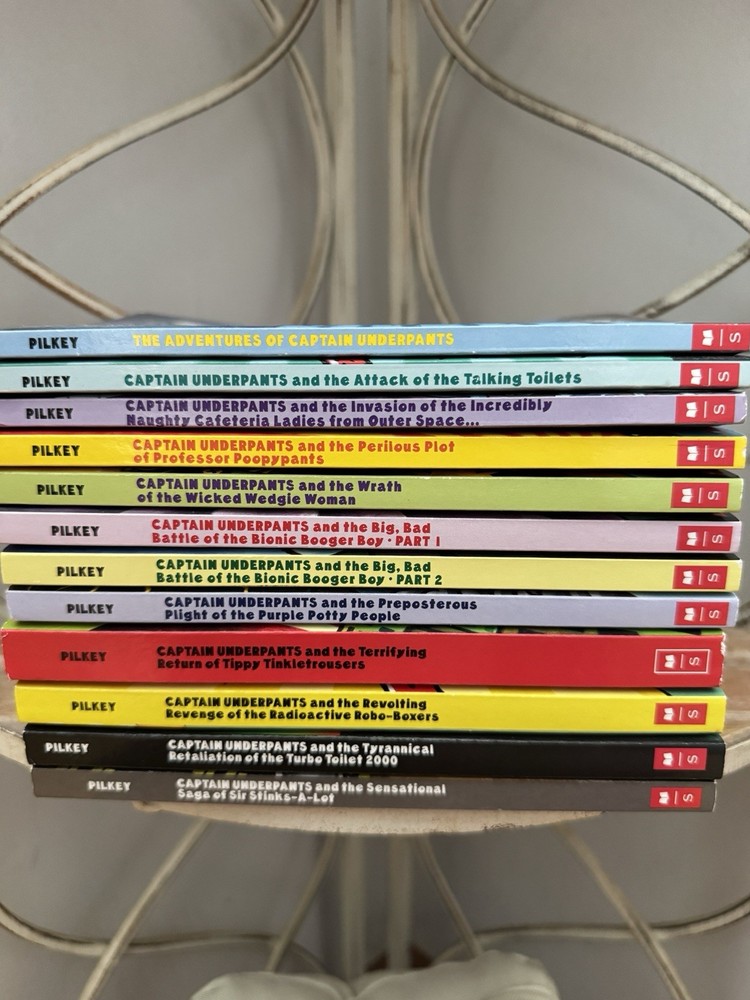 Complete Lot Series – Set of 12 Captain Underpants books by Dav Pilkey