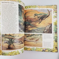 4 Book Lot Dinosaur Story Joanna Cole, Discovering Dinosaurs, Triumph of the…