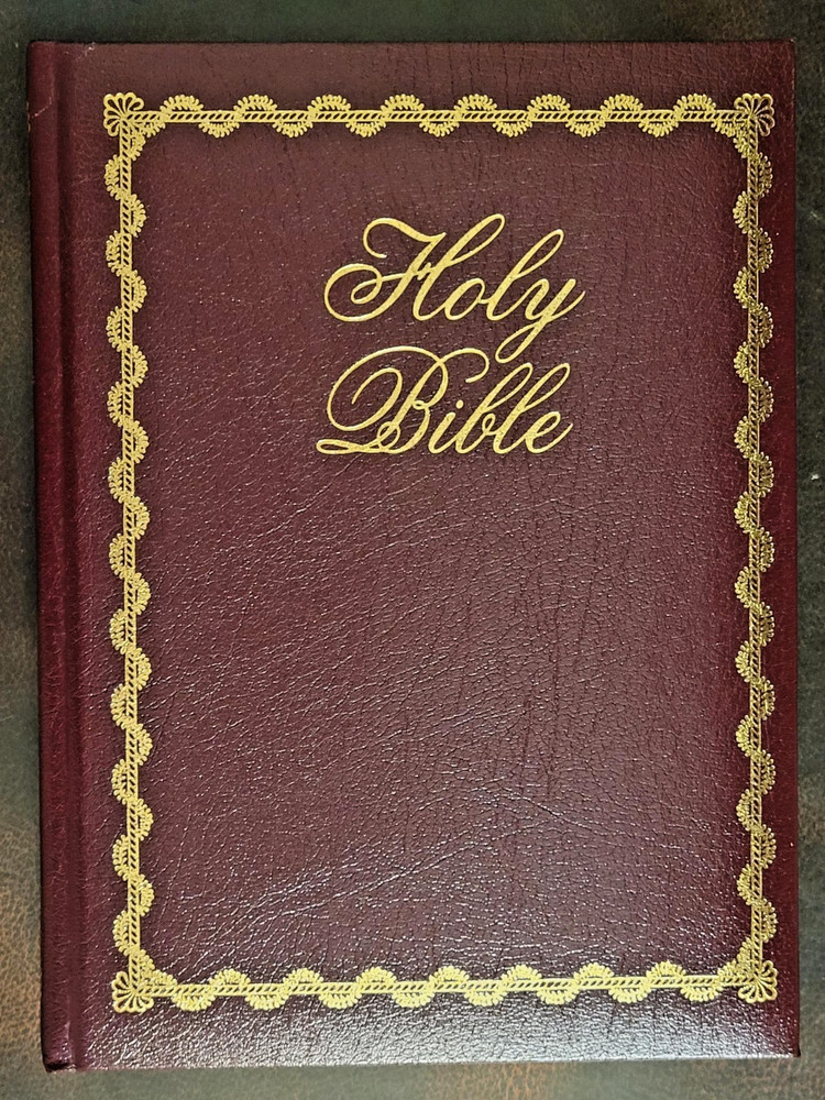 Large 11.5″ Holy Bible NKJV Thomas Kinkade Lighting the Way Home Bonded Leather