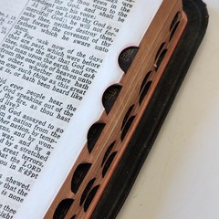 Vtg Holy Bible, International Series KJV Leather Lined Thumb Index John Winston