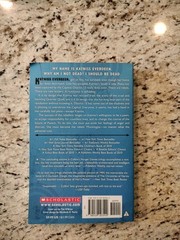 Mockingjay by Suzanne Collins (Trade Paperback)