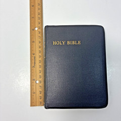 Vintage Compact Cambridge HTF Hand Grained Morocco Leather Concordance KJV Bible