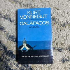 Galapagos A Novel by Kurt Vonnegut 1st Trade Ed Vintage Book 1985 HCDJ