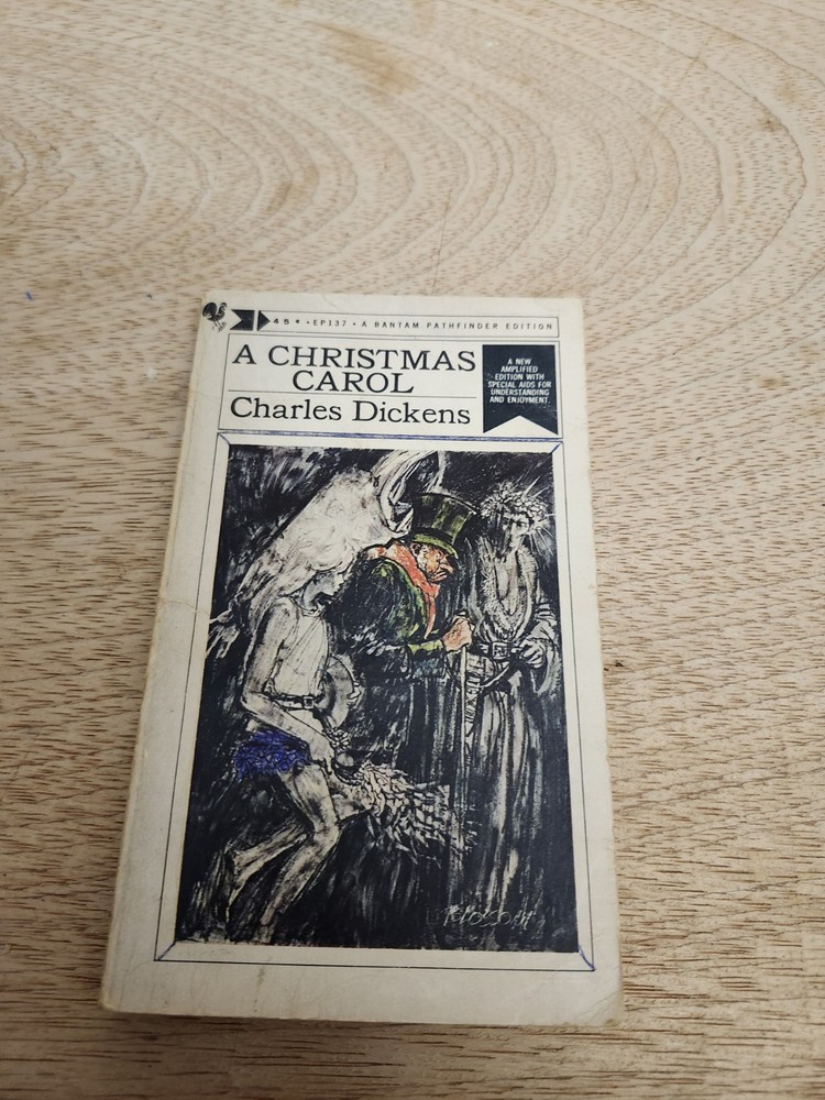 „A Christmas Carol” by Charles Dickens 1966 Bantam Pathfinder Edition Paperback