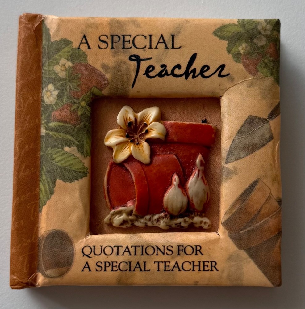 A Special Teacher Mini Book (2.75″ X 2.75″)