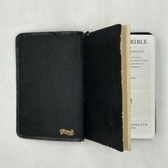 The Holy Bible Old & New Testaments Concordance Leather Pinseal Morocco 2217X