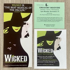 SIGNED (Wicked) OUT OF OZ by Gregory Maguire 1st Edition 1st Printing 2011 HCDJ