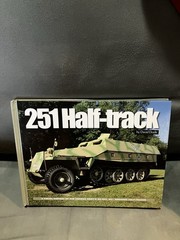 SCHUTZENPANZERWAGEN SD.KFZ 251 German Army Armored Half Tracks HC BOOK 168 Pages