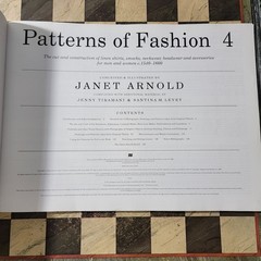 Patterns of Fashion 4: The cut & construction of linen shirts, smocks, neckwear