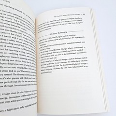 Atomic Habits by James Clear Build Good Habits Paperback Free Postage