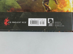THE WORLD OF THE WITCHER Video Game Compendium Guide Dark Horse 2015 Preowned
