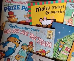 Lot of 8 Children’s Picture Books (Berenstiain Bears, Clifford,etc)