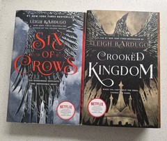 Six of Crows Duology : Six of Crows /Crooked Kingdom, Paperback by Leigh Bardugo