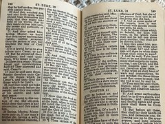 VTG RED PLASTIC COVER New Testament Bible ZONDERVAN Pocket Version KJV 4″X 2.75″
