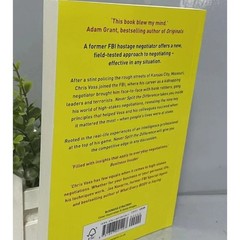 Never Split the Difference By Chris Voss Brand New Paperback – Free Shipping USA