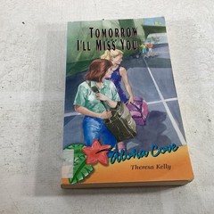 Aloha Cove Lot of 6 (1-4 & 6-7) by Theresa Kelly Christian YA Trade PB VG