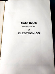 Radio Shack 1974-75 Dictionary of Electronics by Rudolf F Graf 688 Pages Vintage
