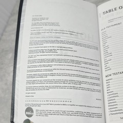 NIV Thinline Red Letter Edition Black Bible 2011 Zondervan Leathersoft Silver