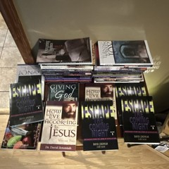 David Jeremiah Books / lot of 42