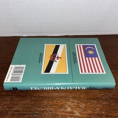 Land and People of Malaysia and Brunei – John S. Major (1991 Hardcover) 1st Ed G