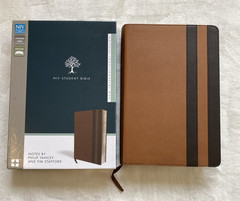 NIV Student Bible Leathersoft Cover Lay Flat Maps Yancey Stafford Reading Plans