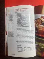 PILLSBURY ONE DISH MEALS RECIPES COOKBOOK 96 PAGES