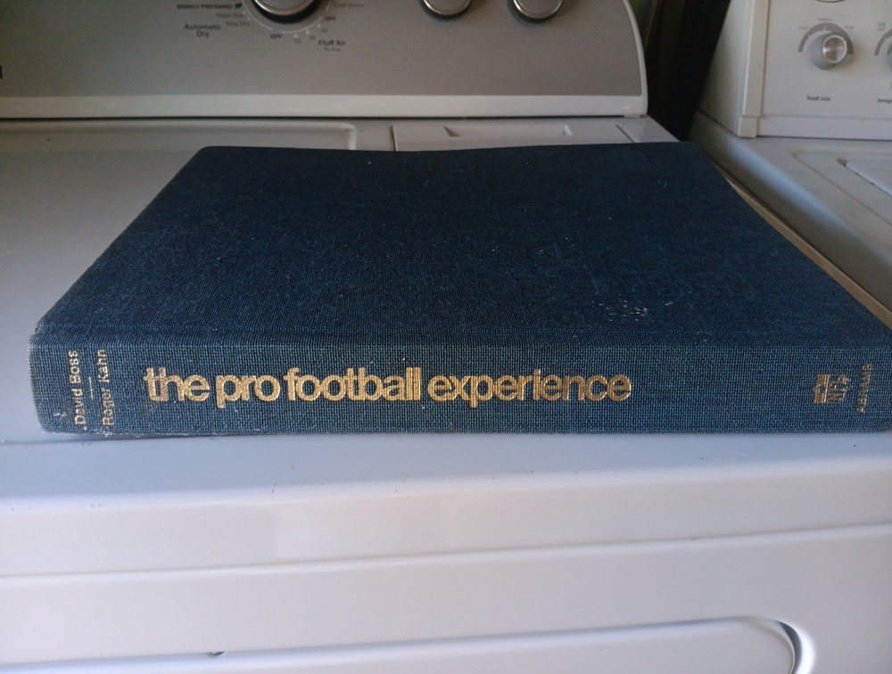 THE PRO FOOTBALL EXPERIENCE David BOSS 10.5 x 14 x 1.5 in Hardcover Coffee Table