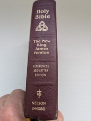 NKJV Compact Reference Bible Snap Flap Close Burgundy Leather 1985 Nelson 244SBG