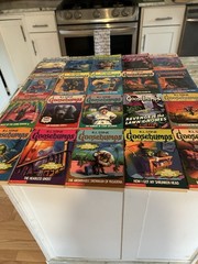 62 Complete Goosebumps Series, 1-62 RL Stine Mix Lot Covers