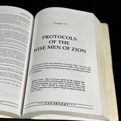 BEHOLD A PALE HORSE William Cooper 1991 500 Pages UNREVISED Protocol of Zion CFR