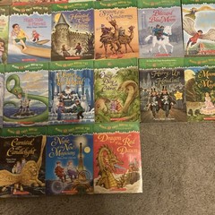 MAGIC TREEHOUSE Paperback Books by Mary Pope Osborne Lot of 45