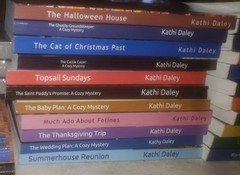 Lot 31 Kathi Daley mysteries sc books VGC