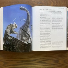 Easton Press Dinosaurus The Complete Guide to Donosaurs 2003 Leather Bound