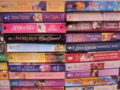 Lot 12 Historical Romance PB Book – RANDOM MIX Pick – by Assorted Authors